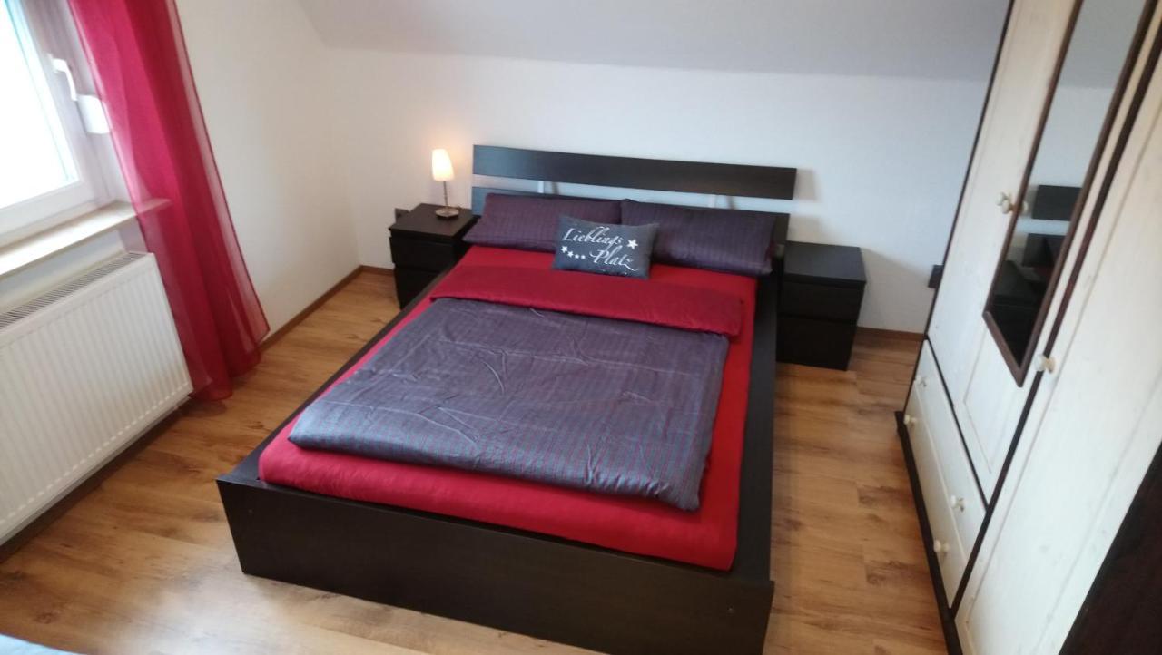 Private Zimmer Bei Der Weser-Ems-Halle Oldenburg Exteriér fotografie